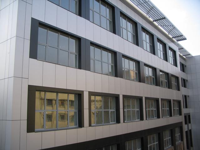 Готовое офисное здание из панелей